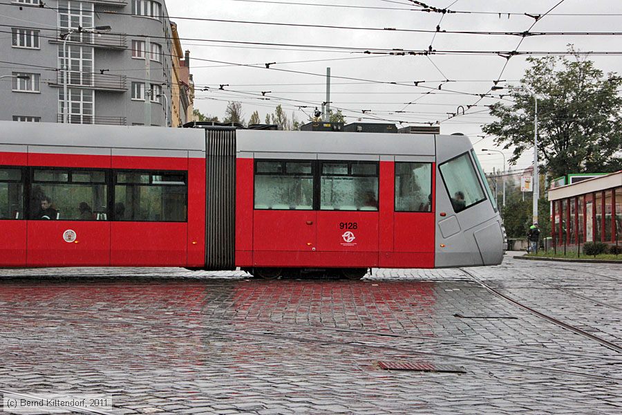 Straßenbahn Praha - 9128
/ Bild: praha9128_bk1110190082.jpg