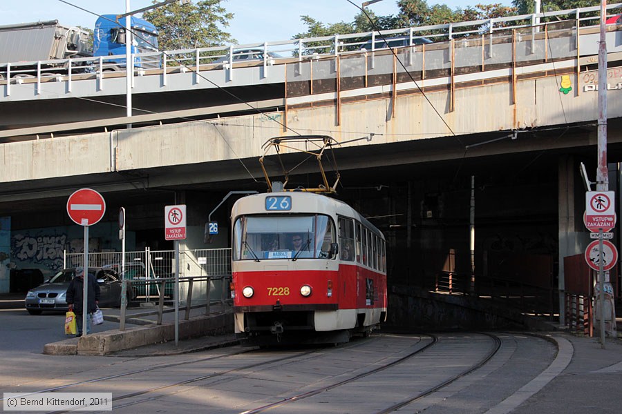 Straßenbahn Praha - 7228
/ Bild: praha7228_bk1110180500.jpg Straßenbahn Praha - 7228
/ Bild: praha7228_bk1110180500.jpg