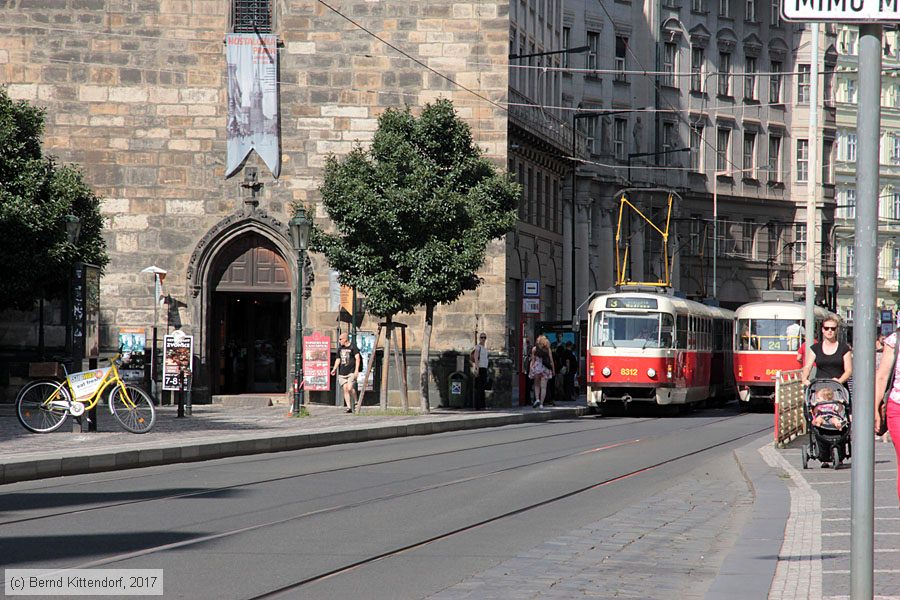 Straßenbahn Praha - 8312
/ Bild: praha8312_bk1708080543.jpg Straßenbahn Praha - 8312
/ Bild: praha8312_bk1708080543.jpg
