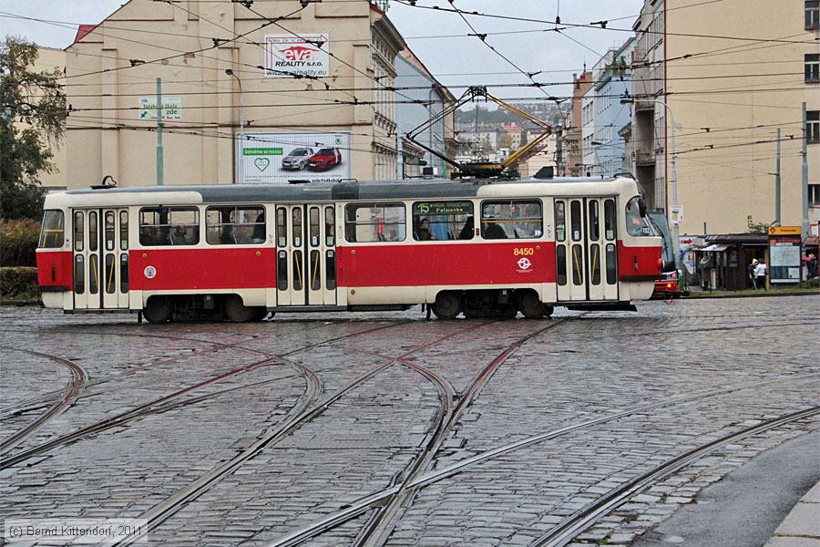 Straßenbahn Praha - 8450
/ Bild: praha8450_bk1110190055.jpg Straßenbahn Praha - 8450
/ Bild: praha8450_bk1110190055.jpg