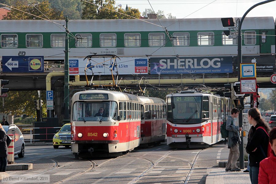 Straßenbahn Praha - 8542
/ Bild: praha8542_bk1110210455.jpg Straßenbahn Praha - 8542
/ Bild: praha8542_bk1110210455.jpg