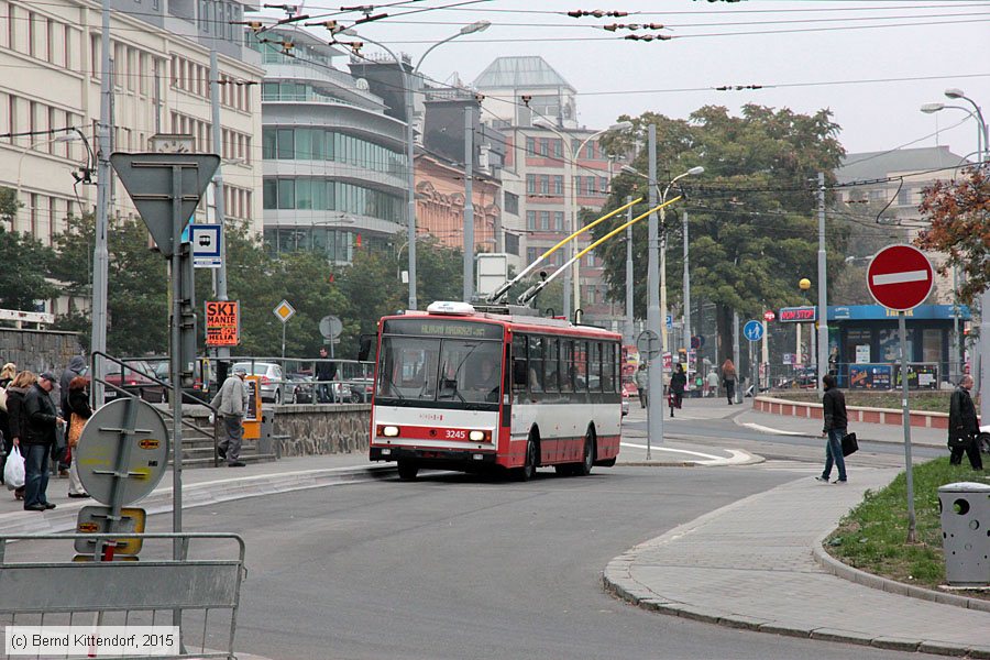 Trolleybus Brno - 3245
/ Bild: brno3245_bk1510130385.jpg