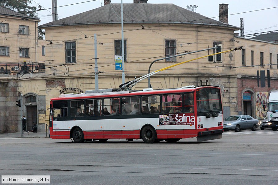Trolleybus Brno - 3250
/ Bild: brno3250_bk1510130773.jpg