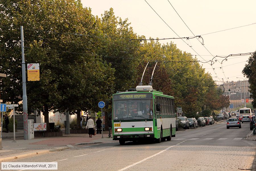 Trolleybus Plzeň - 451
/ Bild: plzen451_cw1110180093.jpg