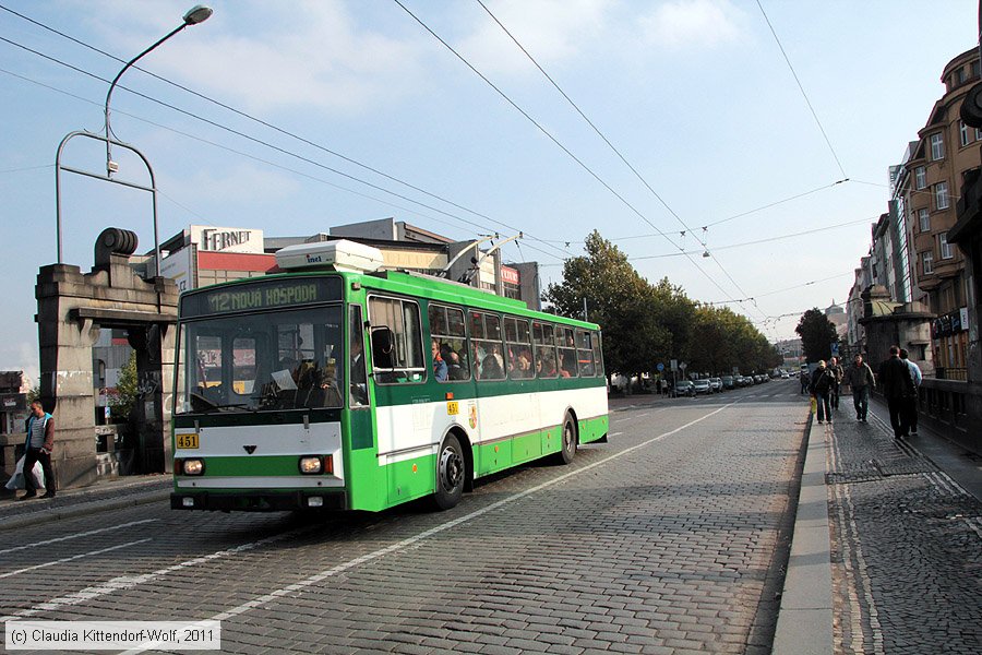 Trolleybus Plzeň - 451
/ Bild: plzen451_cw1110180096.jpg