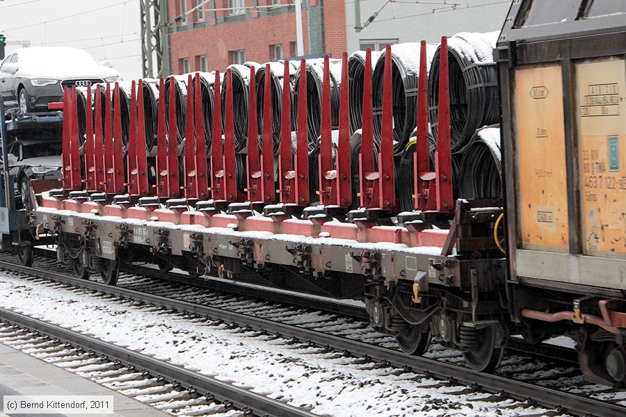 Deutsche Bahn - 31803911767-2
/ Bild: db318039117672_bk1112200020.jpg