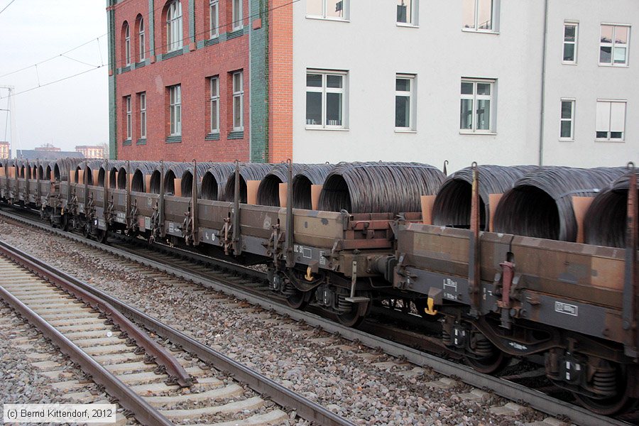 Deutsche Bahn - 31803936701-2
/ Bild: db318039367012_bk1201180004.jpg