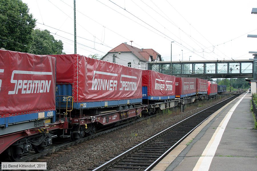 Deutsche Bahn - 31804509326-3
/ Bild: db318045093263_bk1106090085.jpg