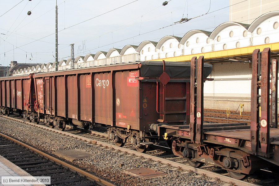 Deutsche Bahn - 81800803436-0
/ Bild: db818008034360_bk1006220410.jpg