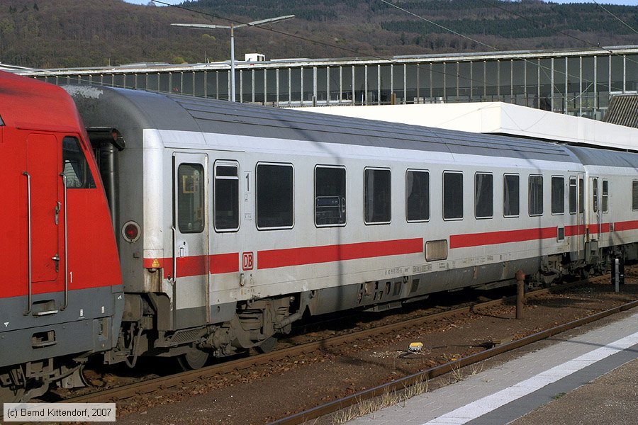 Deutsche Bahn - 61801991797-9
/ Bild: db618019917979_bk0704060080.jpg