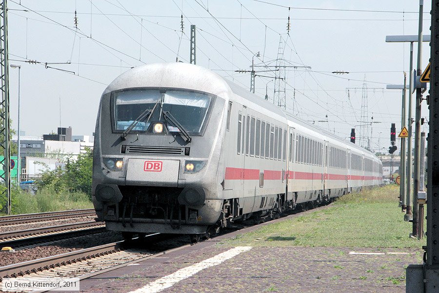 Deutsche Bahn - 61808091148-9
/ Bild: db618080911489_bk1108230099.jpg