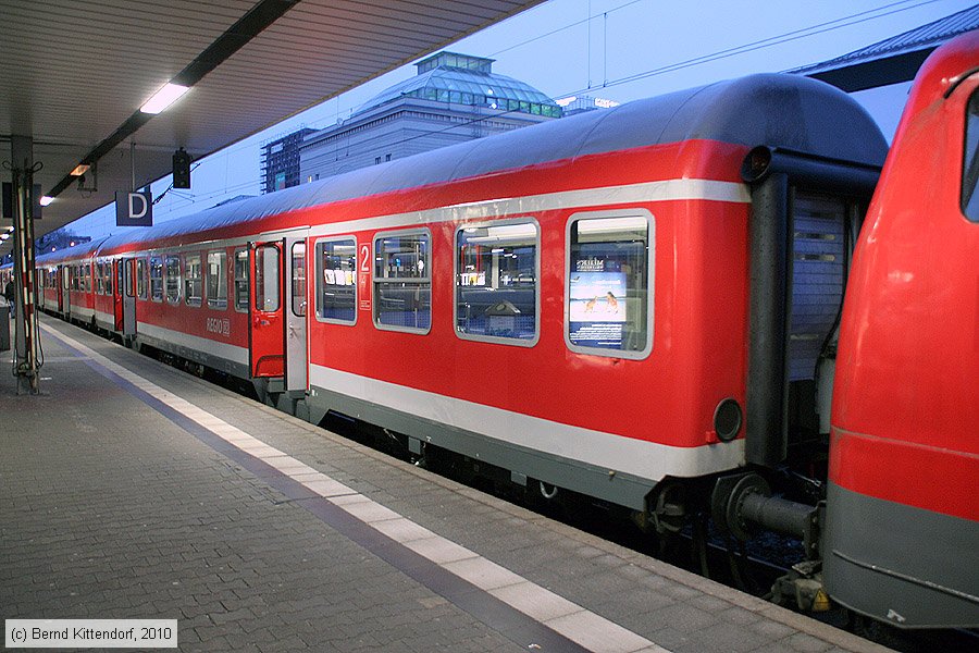 Deutsche Bahn - 50802234581-5
/ Bild: db508022345815_bk1002220002.jpg