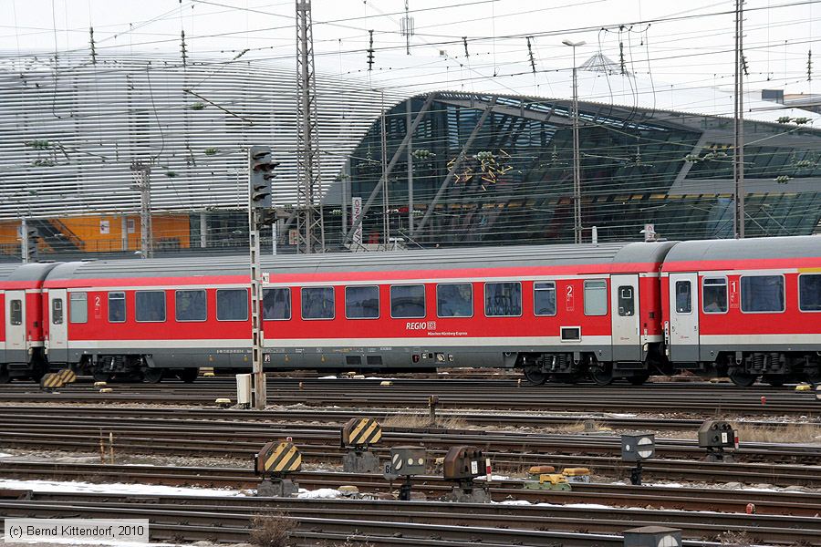 Deutsche Bahn - 73802095623-6
/ Bild: db738020956236_bk1002220026.jpg
