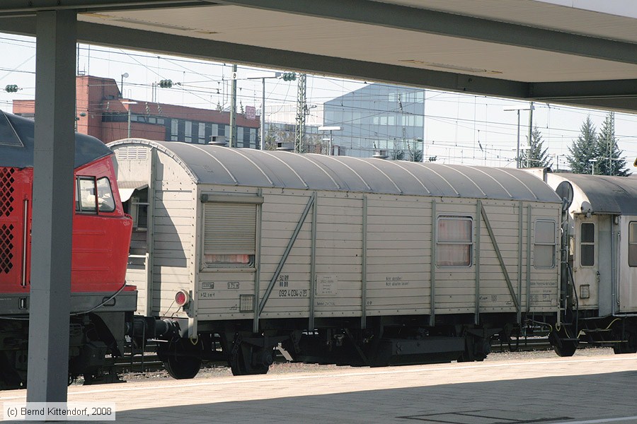 Deutsche Bahn - 60800924034-2p
/ Bild: db608009240342p_bk0805110095.jpg