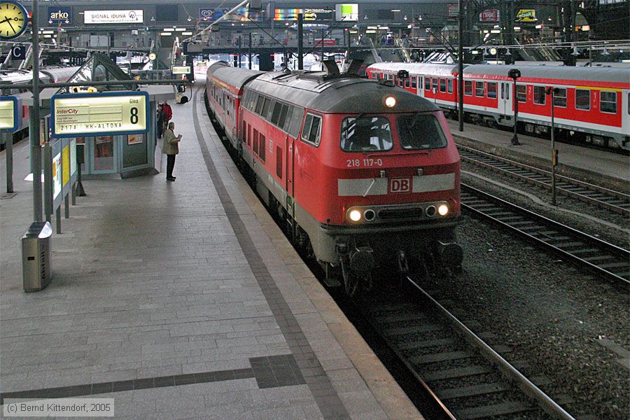 Deutsche Bahn - 218117-0
/ Bild: db2181170_e0023911.jpg