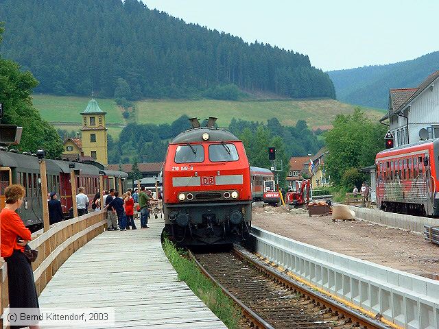 Deutsche Bahn - 218199-8
/ Bild: db2181998_9504.jpg