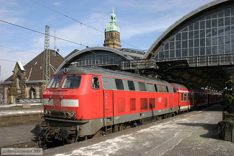 Deutsche Bahn - 218153-5
/ Bild: db2181535_bk0603140151.jpg Deutsche Bahn - 218153-5
/ Bild: db2181535_bk0603140151.jpg