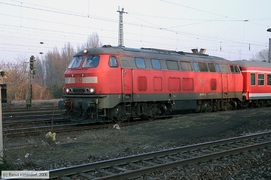 Deutsche Bahn - 218187-3
/ Bild: db2181873_e0025750.jpg Deutsche Bahn - 218187-3
/ Bild: db2181873_e0025750.jpg