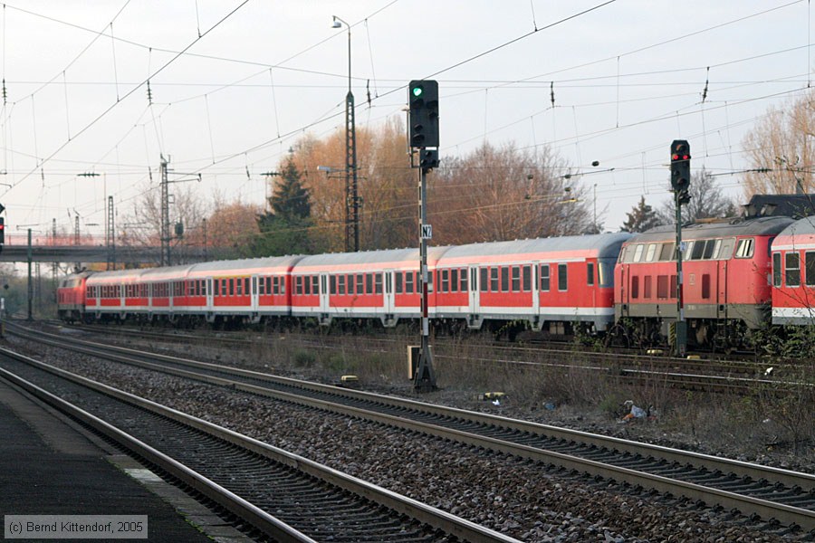 Deutsche Bahn - 218199-8
/ Bild: db2181998_e0024986.jpg Deutsche Bahn - 218199-8
/ Bild: db2181998_e0024986.jpg