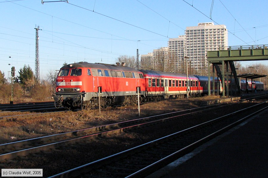 Deutsche Bahn - 218205-3
/ Bild: db2182053_cw007124.jpg