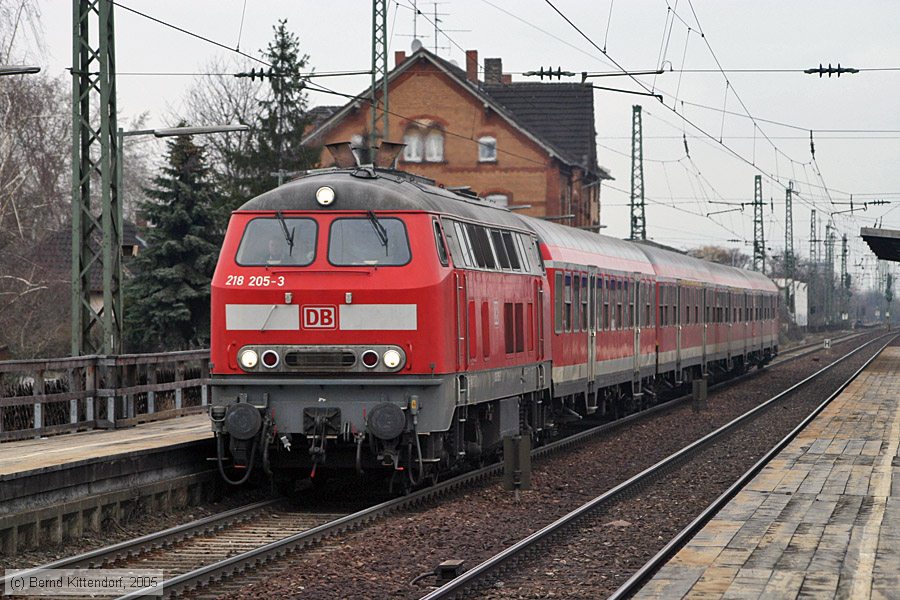 Deutsche Bahn - 218205-3
/ Bild: db2182053_e0014436.jpg