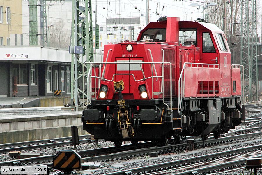 Deutsche Bahn - 261071-5
/ Bild: db2610715_bk1503270093.jpg