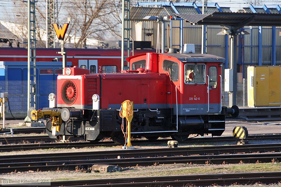 Deutsche Bahn - 335142-6
/ Bild: db3351426_bk1101160017.jpg