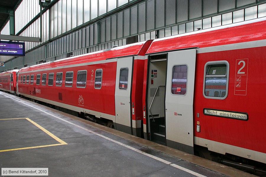 Deutsche Bahn - 611 024
/ Bild: db611024_bk1008120009.jpg
