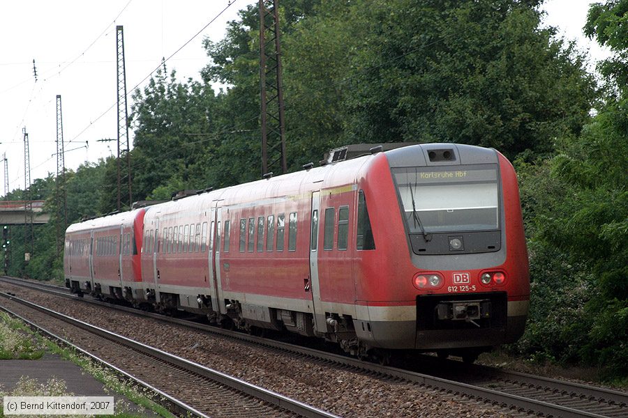 Deutsche Bahn - 612125-5
/ Bild: db6121255_bk0706040021.jpg