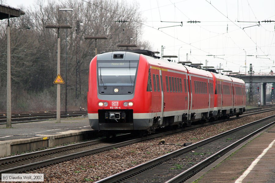Deutsche Bahn - 612135-4
/ Bild: db6121354_cw0703090060.jpg