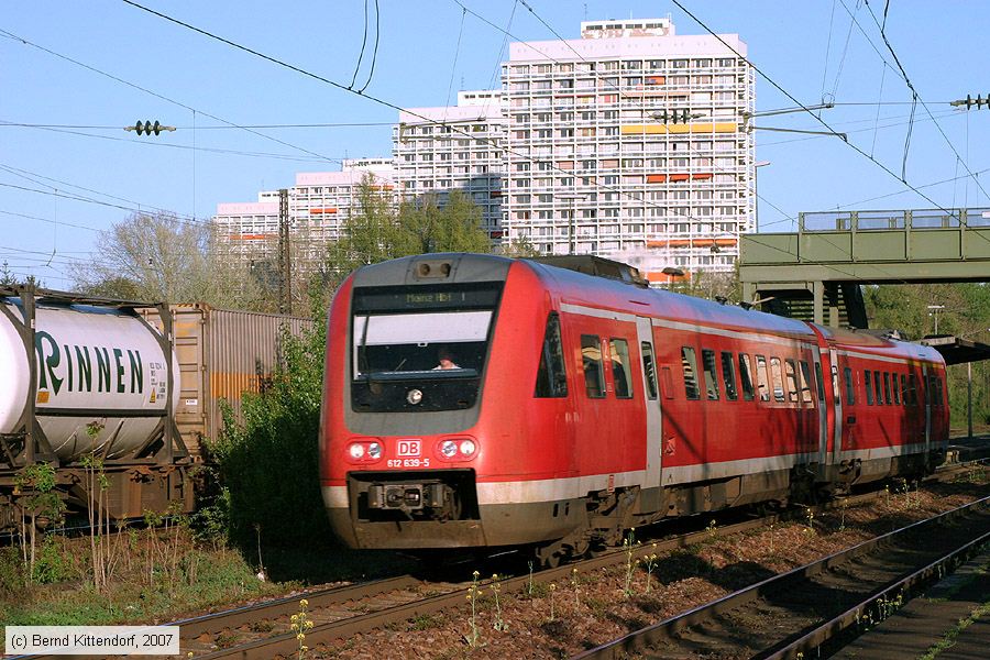 Deutsche Bahn - 612639-5
/ Bild: db6126395_bk0704160018.jpg