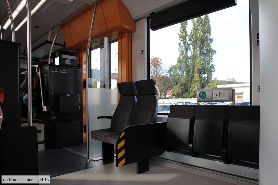 Deutsche Bahn - 623 006 - Innenansicht
/ Bild: db623006_bk1510040149.jpg