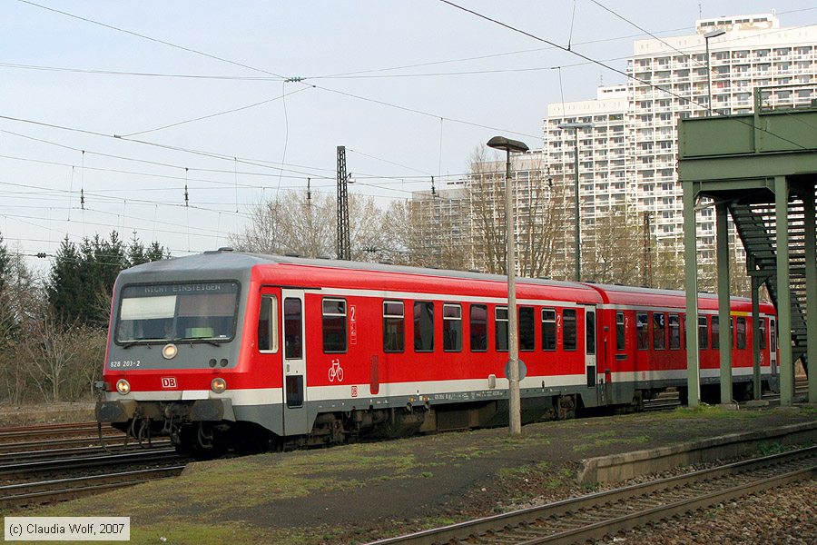 Deutsche Bahn - 628203-2
/ Bild: db6282032_cw0703210043.jpg