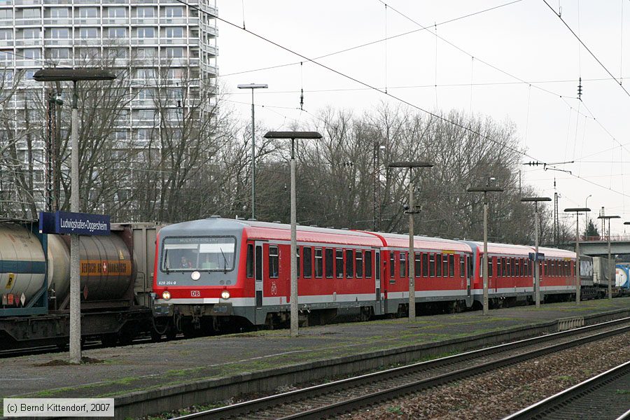 Deutsche Bahn - 628204-0
/ Bild: db6282040_bk0703090029.jpg