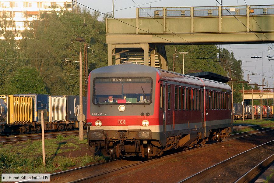 Deutsche Bahn - 628264-4
/ Bild: db6282644_e0018522.jpg