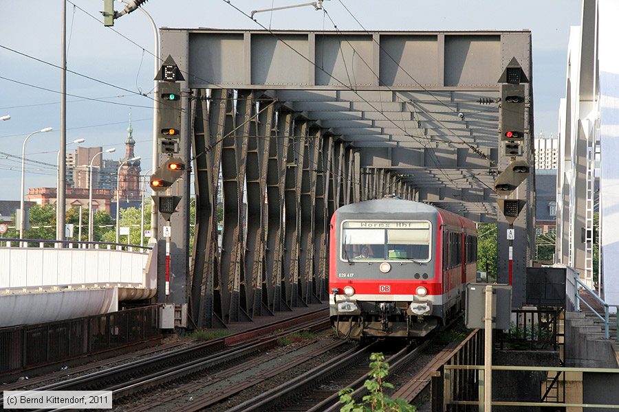 Deutsche Bahn - 628 417
/ Bild: db628417_bk1106210091.jpg