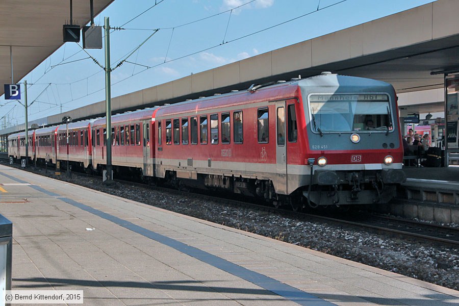 Deutsche Bahn - 628 451
/ Bild: db628451_bk1507160004.jpg
