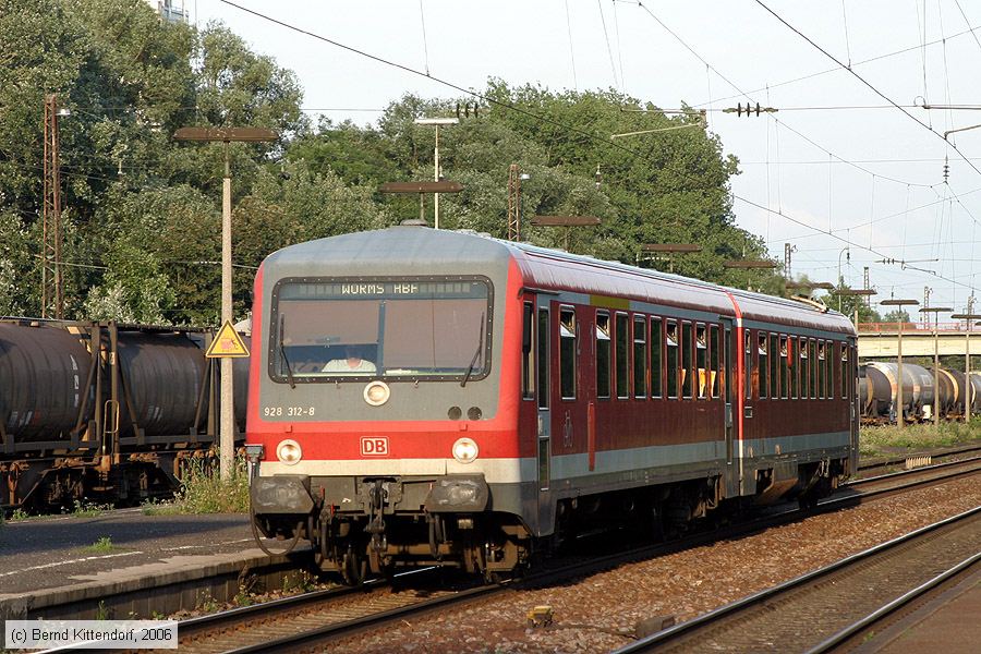 Deutsche Bahn - 928312-8
/ Bild: db9283128_bk0606210052.jpg