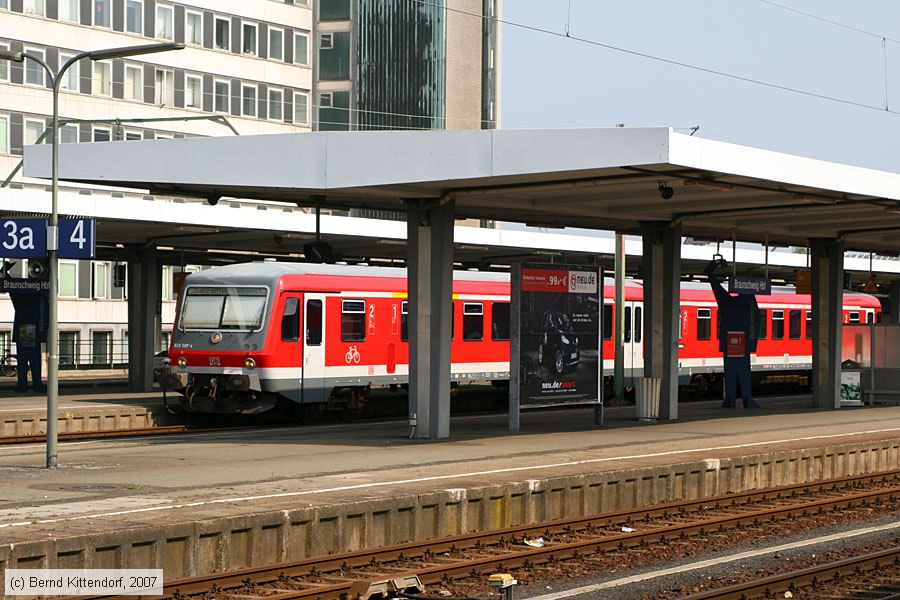 Deutsche Bahn - 928597-4
/ Bild: db9285974_bk0708260027.jpg