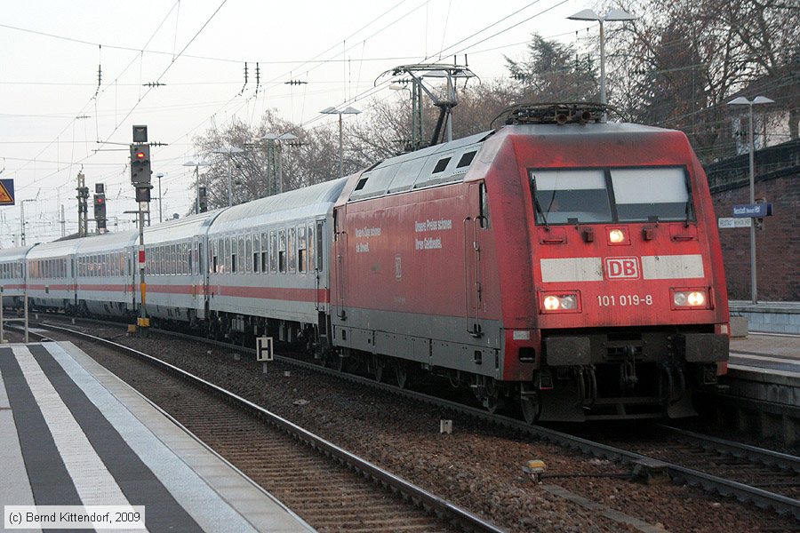Deutsche Bahn - 101019-8
/ Bild: db1010198_bk0901020038.jpg