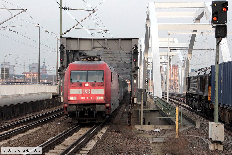 Deutsche Bahn - 101021-4
/ Bild: db1010214_bk1201180015.jpg