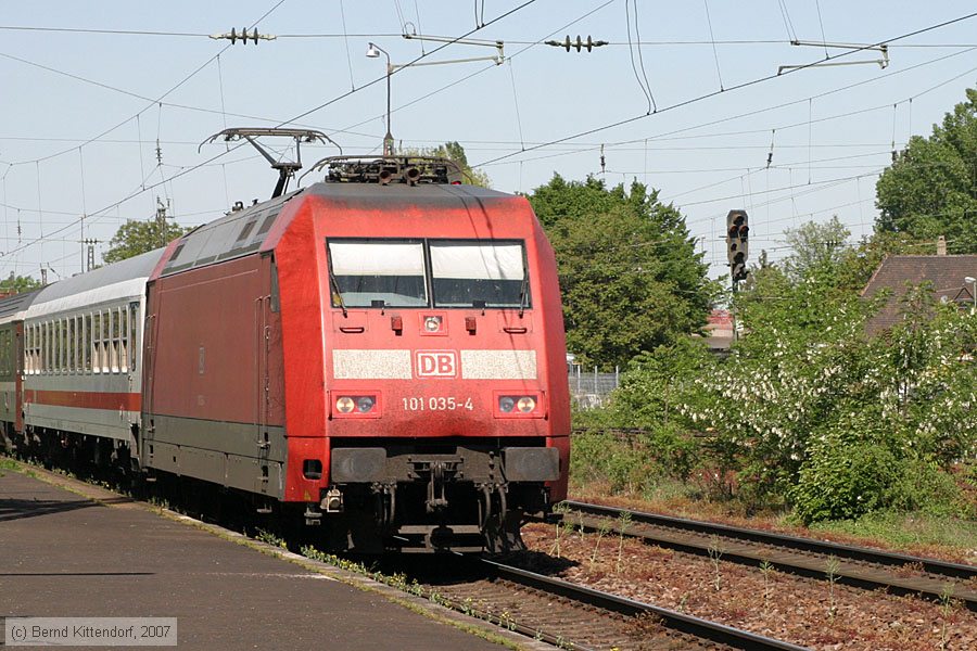 Deutsche Bahn - 101035-4
/ Bild: db1010354_bk0704300004.jpg