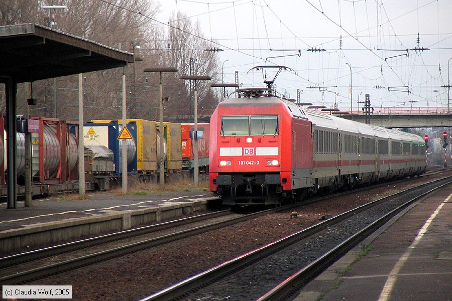 Deutsche Bahn - 101042-0
/ Bild: db1010420_cw006557.jpg
