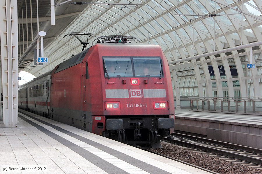 Deutsche Bahn - 101065-1
/ Bild: db1010651_bk1207160001.jpg