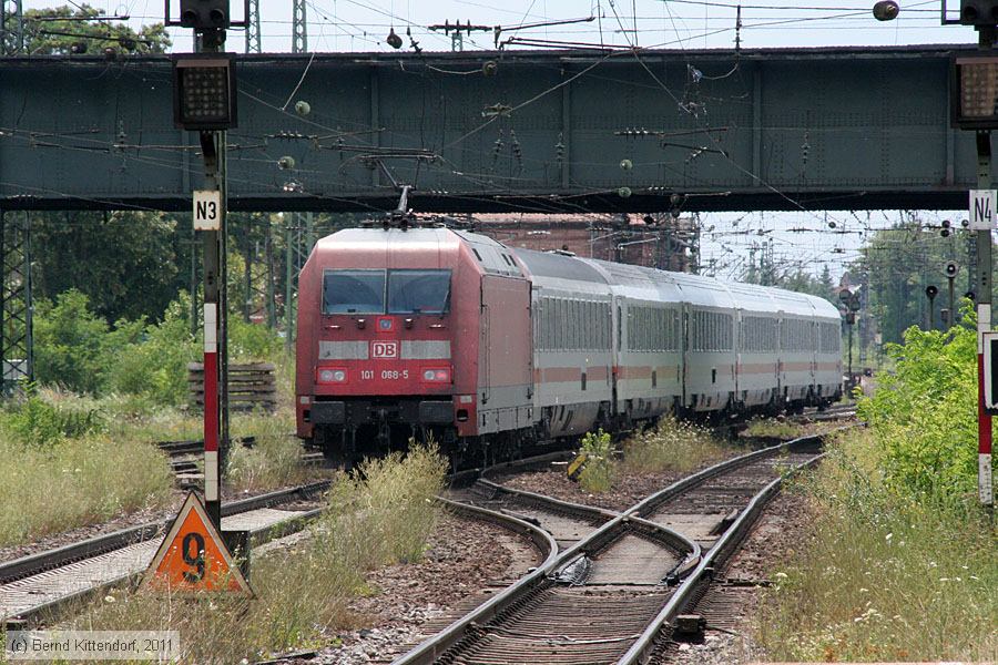 Deutsche Bahn - 101068-5
/ Bild: db1010685_bk1107060054.jpg