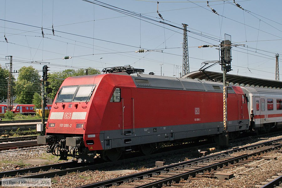 Deutsche Bahn - 101098-2
/ Bild: db1010982_bk0805100156.jpg