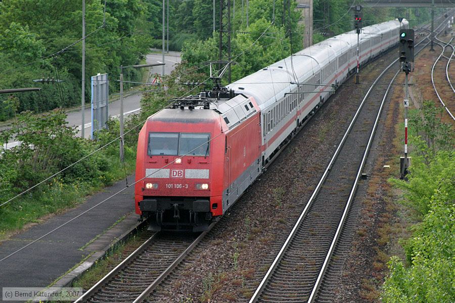 Deutsche Bahn - 101106-3
/ Bild: db1011063_bk0704240061.jpg
