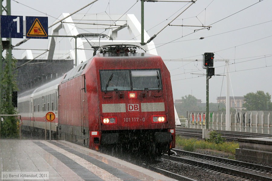 Deutsche Bahn - 101117-0
/ Bild: db1011170_bk1108030057.jpg