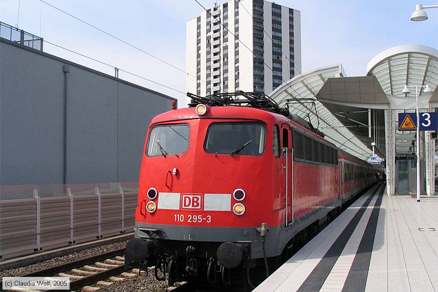 Deutsche Bahn - 110295-3
/ Bild: db1102953_cw013612.jpg