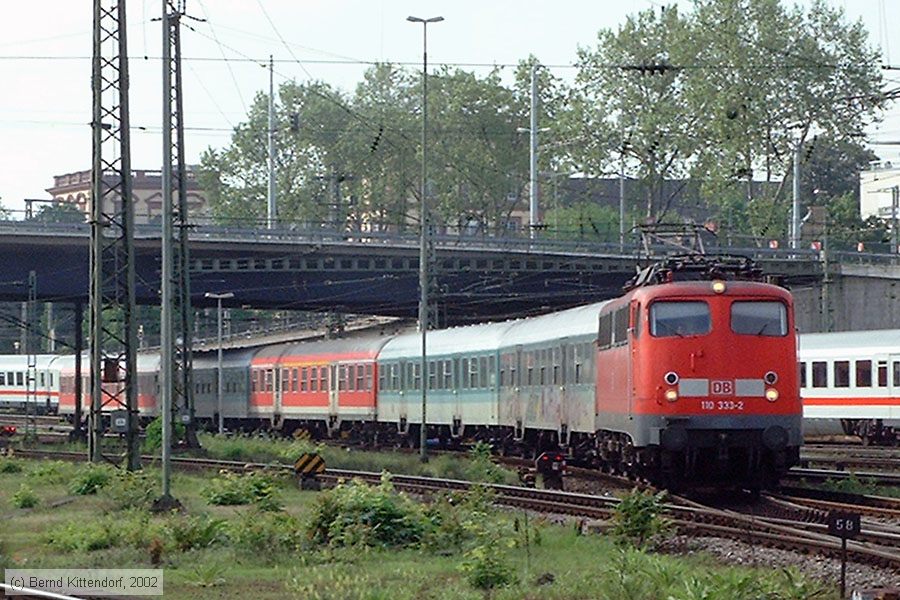 Deutsche Bahn - 110333-2
/ Bild: db1103332_bk0205125411.jpg